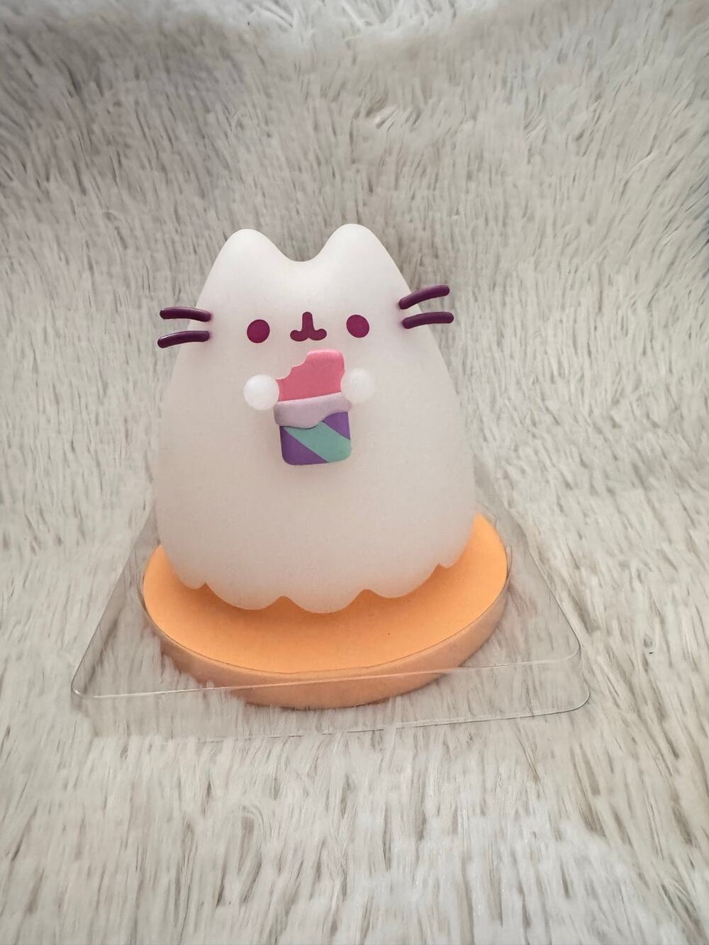 Pusheen Boosheen with candy vinyl figure exclusive limited edition